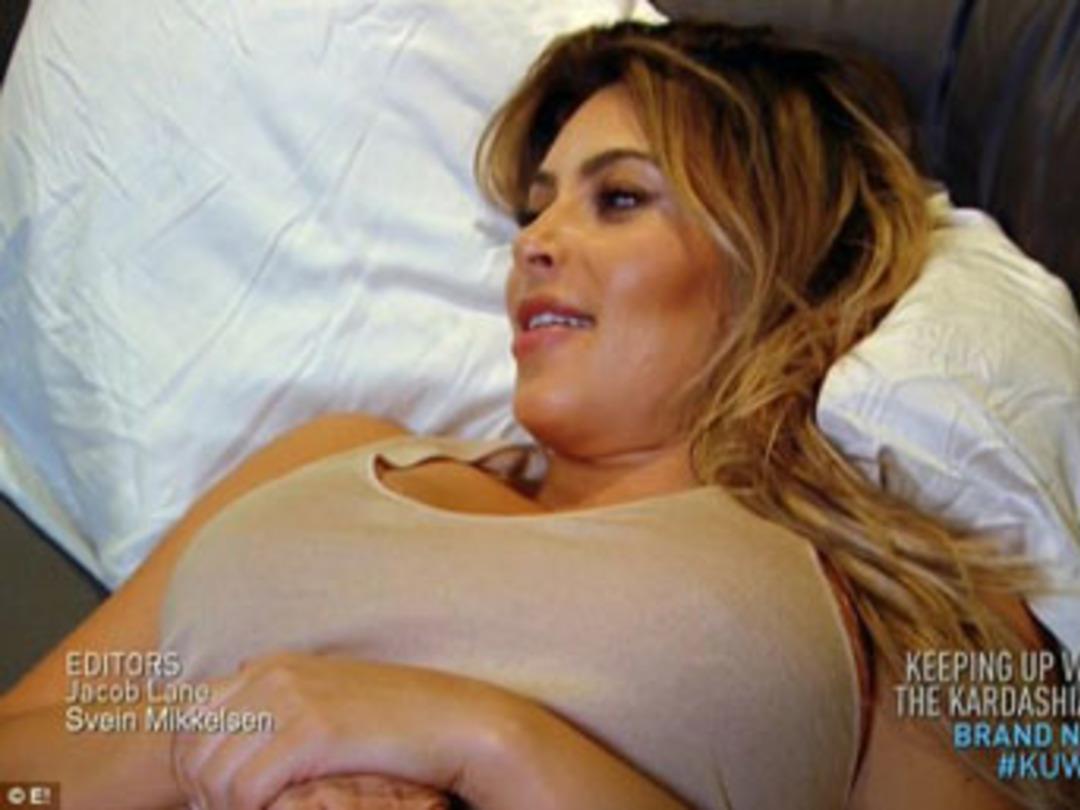 Kim Kardashian canlı yayında bunu da yaptı