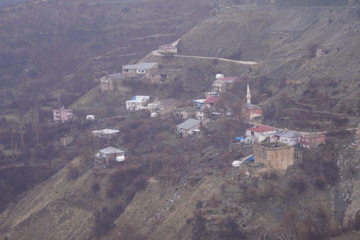 Diyarbakır’da depremden etkilenen vatandaşlara gıda yardımı G4