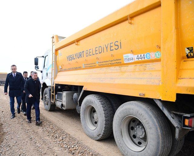 Başkan Çınar, yol çalışmalarını inceledi