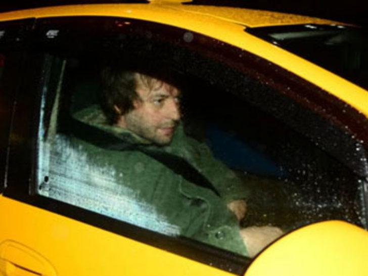 Berrak Tüzünataç'ın zor anları G4