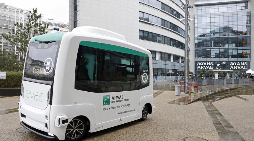 Arval’in sürücüsüz servis çözümü “Evaa” yola çıkıyor