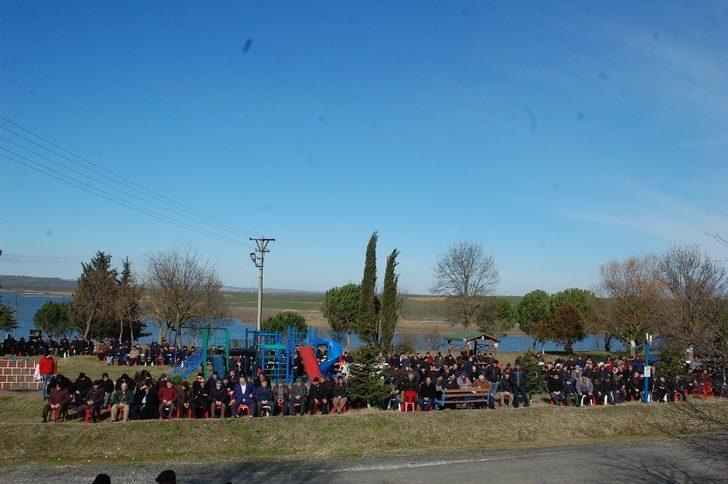 3 bin kişi yağmur duası için toplandı G3