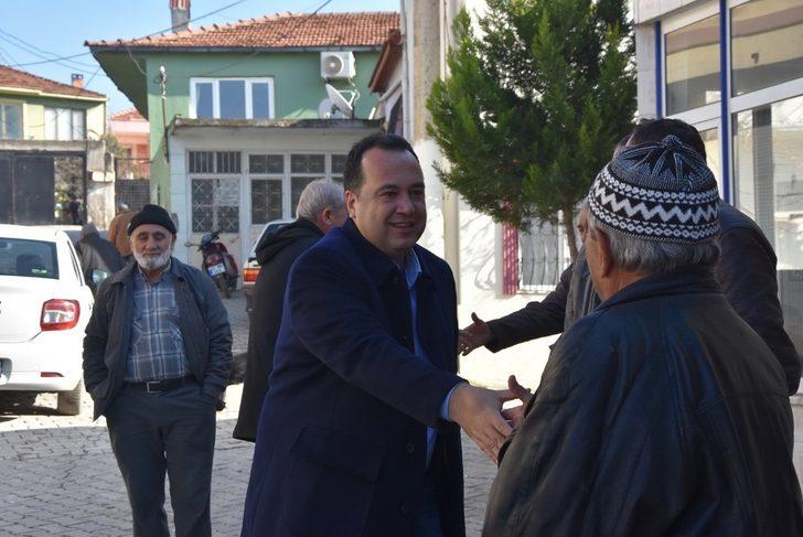 Akhisar Belediyesi depremzedelerin yaralarını sarıyor G2