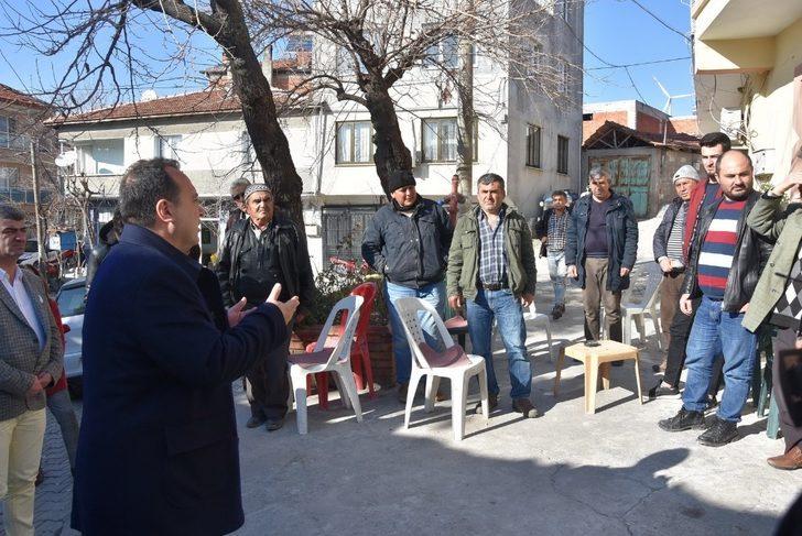 Akhisar Belediyesi depremzedelerin yaralarını sarıyor G3