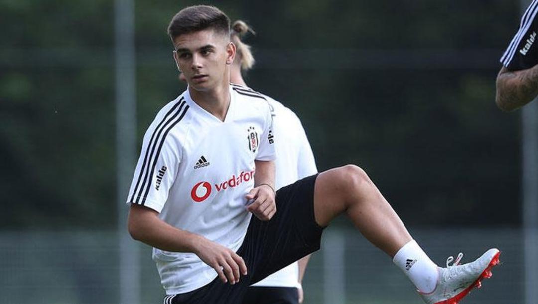 Beşiktaş Ajdin Hasic'i &Uuml;mraniyespor'a kiraladı