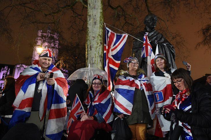 İngiltere Avrupa Birliği'nden ayrıldı G5