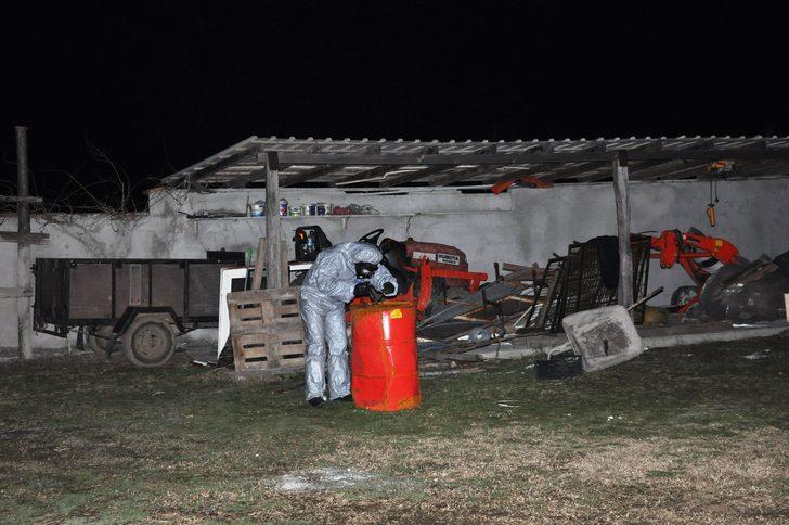 Karasu'da sahile vuran varil paniğe neden oldu G4