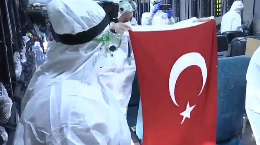 Son dakika! Çin'in Wuhan kentindeki Türkleri tahliye eden uçak yola çıktı