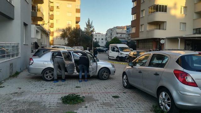 İzmir’de bir kadın uğradığı silahlı saldırıcı sonucu ağır yaralandı