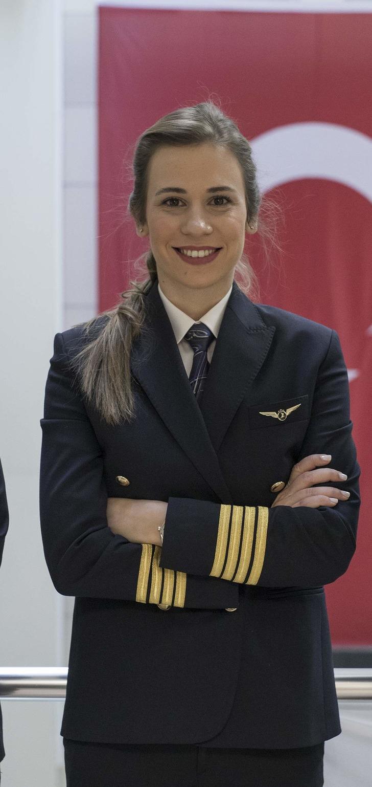 THY’nin en genç kaptan pilotu 29 yaşındaki Selin Sevimli G4