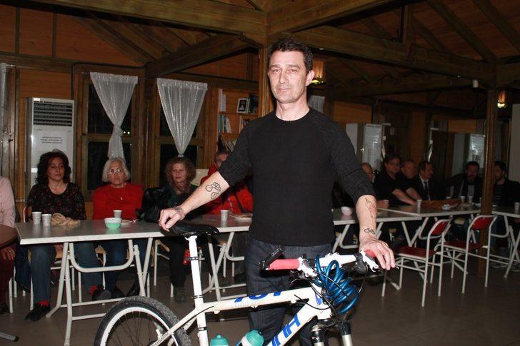 Atilla Atay, Mersin’de bisiklet tutkunlarıyla bir araya geldi G3