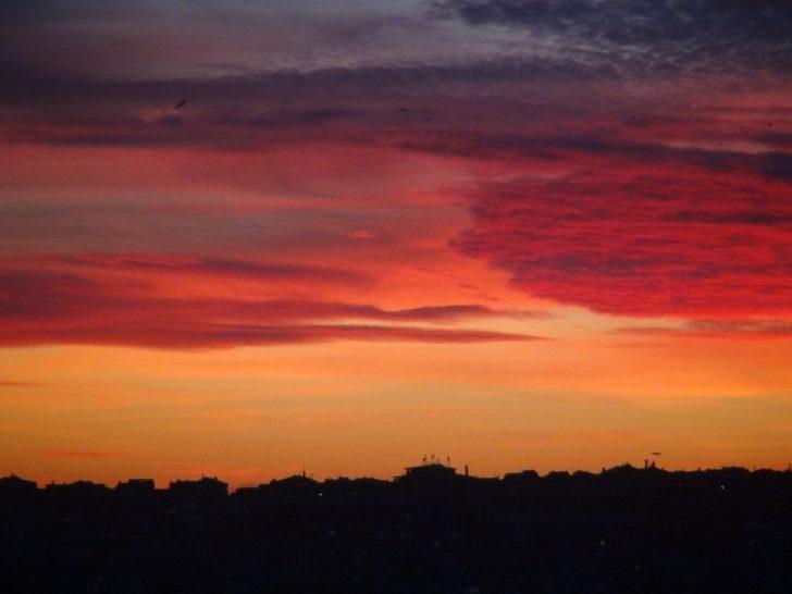 İstanbul’da gün batımı kartpostallık görüntüler! G2