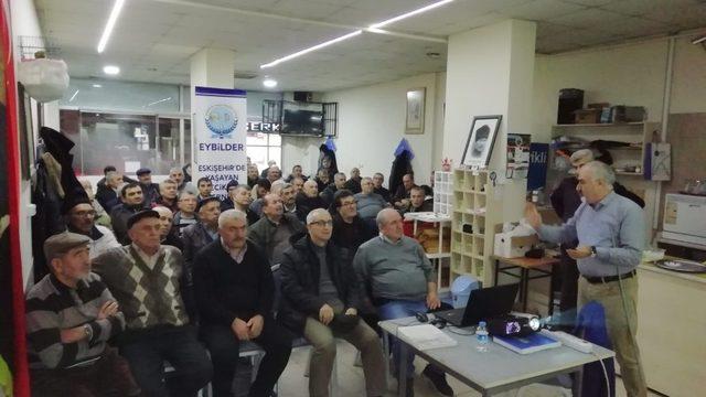 Eskişehir’de meyve ağacı budama ve meyve ağaçlarına aşı kursu