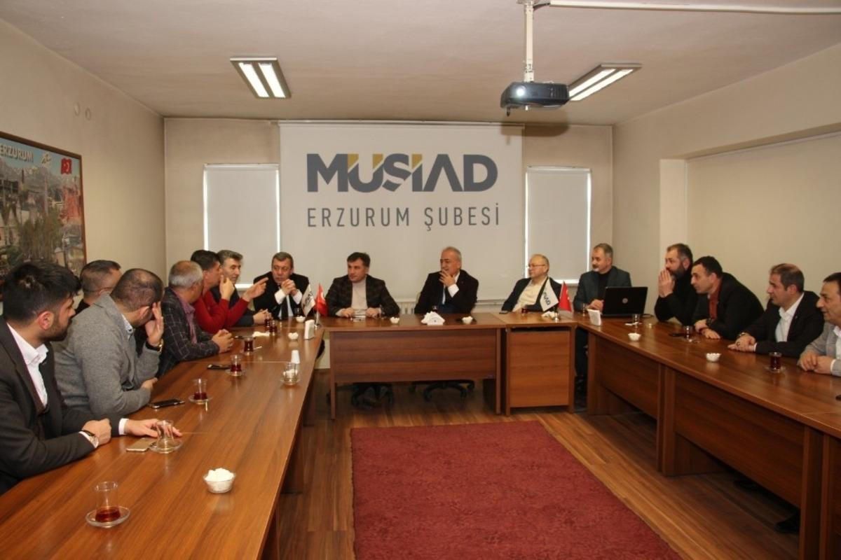 M&Uuml;SİAD Rekt&ouml;r &Ccedil;omaklı ve &uuml;niversite y&ouml;netimini ağırladı