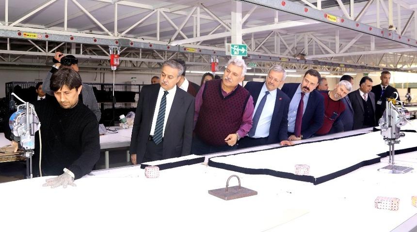MTOSB M&uuml;teşebbis Heyeti fabrikalarda incelemelerde bulundu