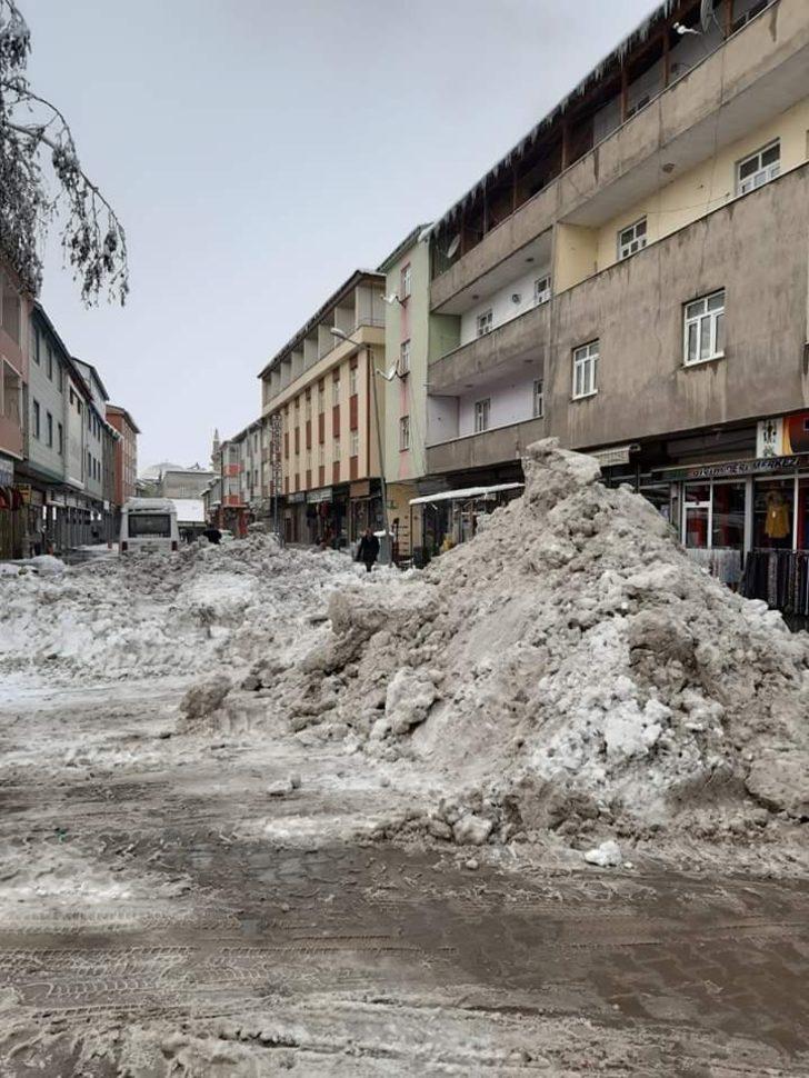 Bulanık’ta karla mücadele çalışmaları G4