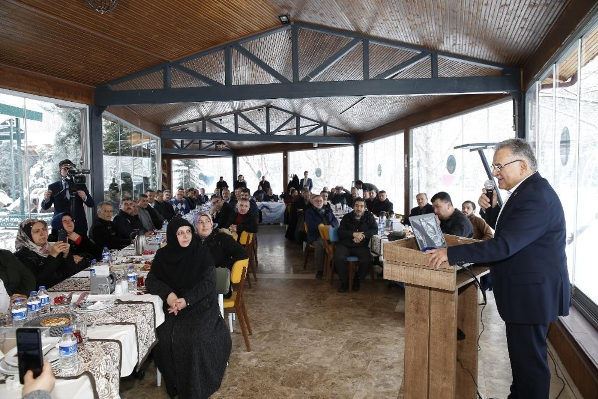 Başkan B&uuml;y&uuml;kkılı&ccedil;: 2020 yatırımlarla ge&ccedil;ecek"