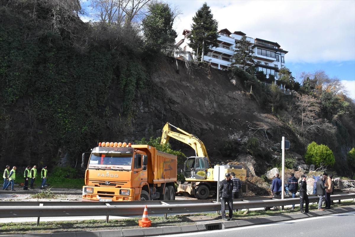 G&Uuml;NCELLEME 3 - Ordu'da heyelan