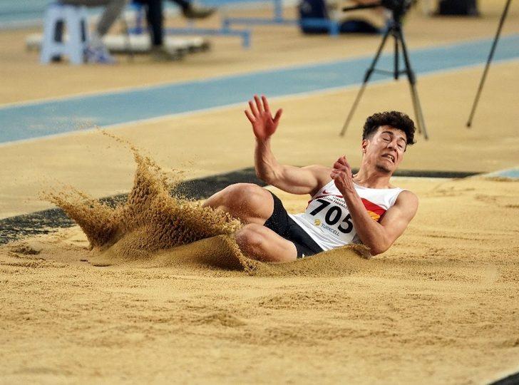 Türkiye Salon Şampiyonası’na başladı G3