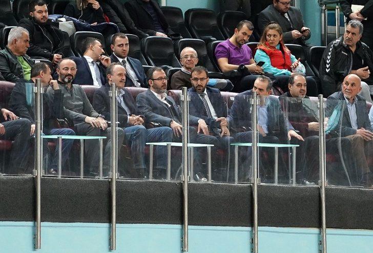 Türkiye Salon Şampiyonası’na başladı G4