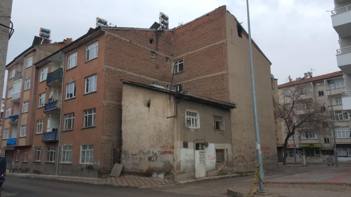 SA&Uuml;, Elazığ Depremi Araştırma Grubu hasar &ouml;n değerlendirmesini yaptı