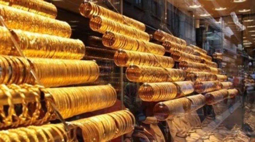 Kuyumcunun duvarını delerek soygun yapan 2 şüpheli tutuklandı