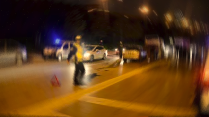 Çankırı'da arızalanan otomobilini itmeye çalışan sürücü TIR'ın çarpması sonucu öldü