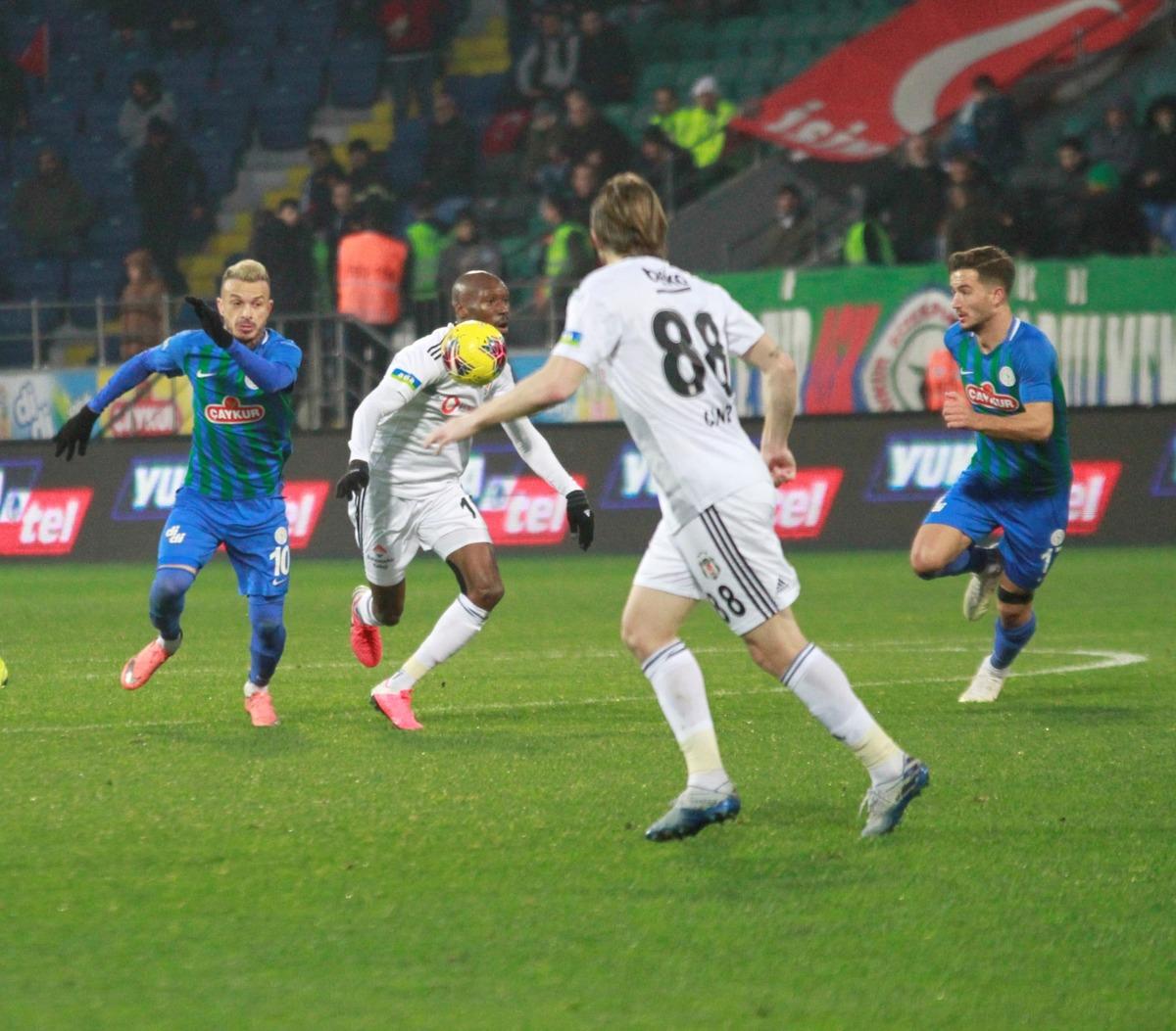 &Ouml;ZET | &Ccedil;aykur Rizespor - Beşiktaş ma&ccedil; sonucu: 1-2