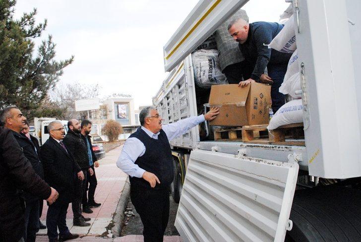 Çorumlu esnaf depremzedeler için seferber oldu G5