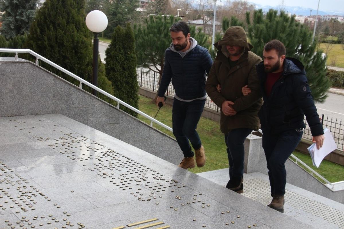 8 ayrı su&ccedil;tan aranan şahıs yakalandı