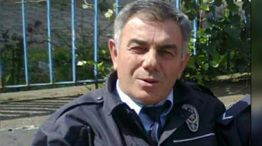 Emekli polis kanlar içinde bulundu