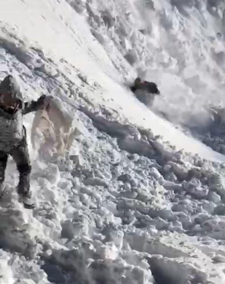 Bingöl’de çığ düştü çocuklar son anda kurtuldu G1