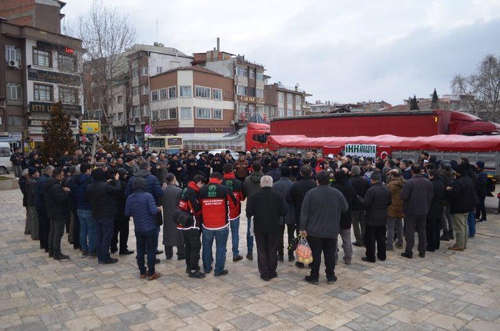 Suriye’ye 6 tır un gönderildi G5