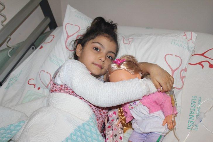 Elazığ depreminde 4 yaşındaki Hira Nur dehşeti yaşadı!  G1