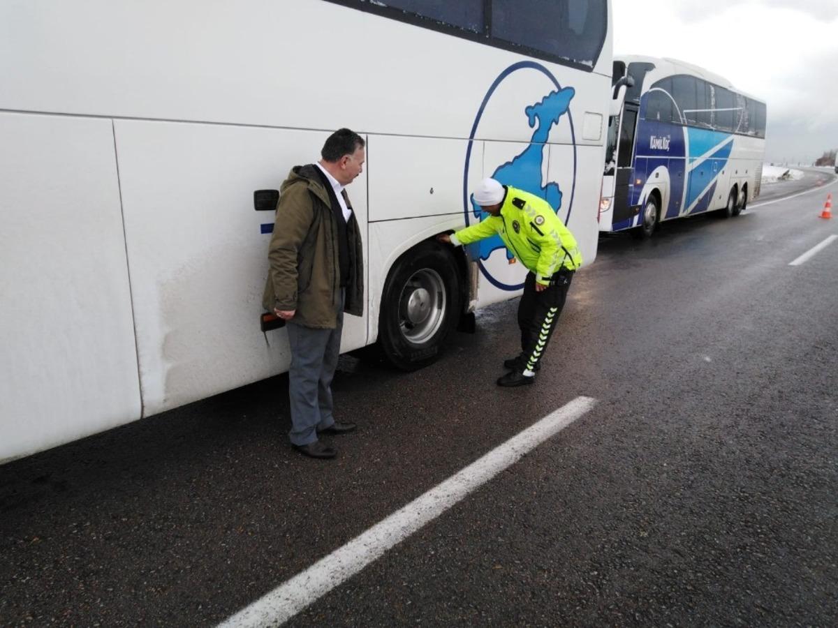Van polisinden kış uygulaması