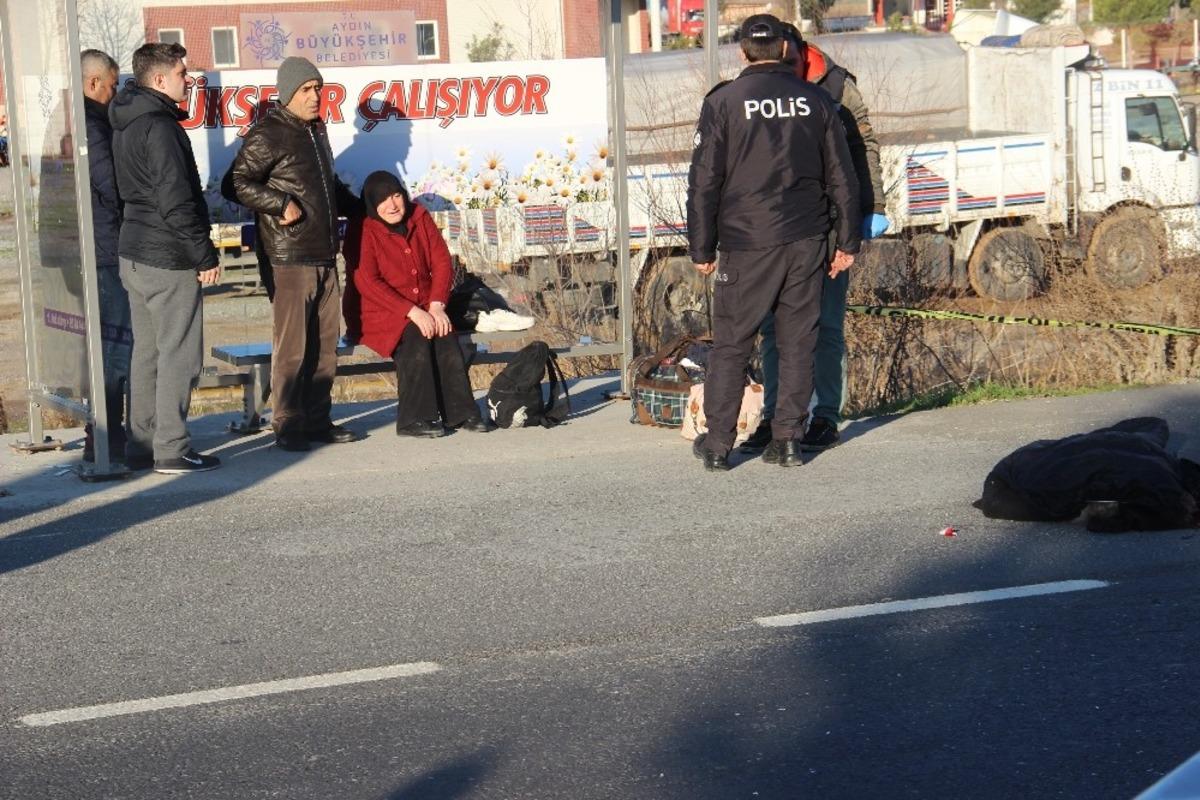 Aydın'da feci kaza! Anne ve babasının g&ouml;zleri &ouml;n&uuml;nde can verdi