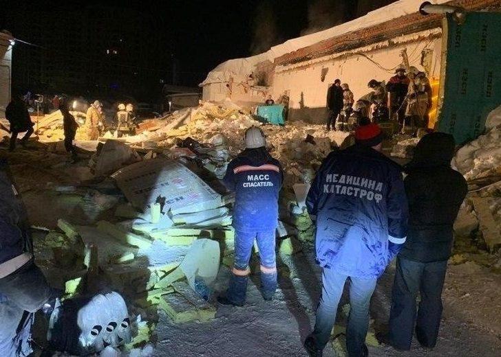 Rusya’da gece kulübünün çatısı çöktü: 2 ölü, 5 yaralı G3