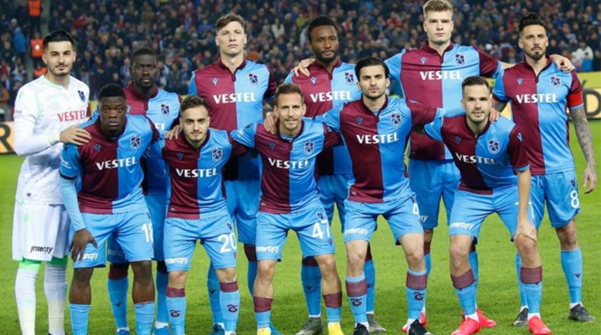 Trabzonspor, Fenerbahçe karşısında evinde 19 yıl sonra bir ilki başardı