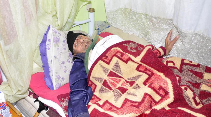 Komşusu eşinin öldüğü haberini verdi, yanıtı şoke etti