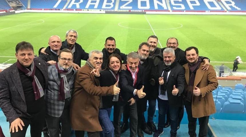 Trabzonspor y&ouml;netimi, Fenerbah&ccedil;e galibiyetlerinden mutlu
