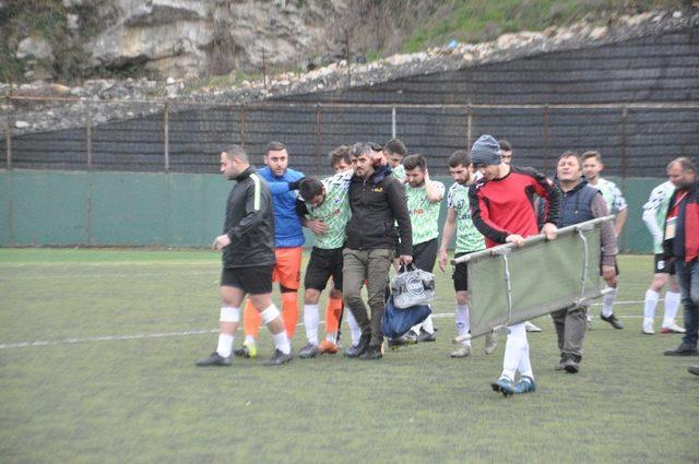 Sahada panik atak geçirdi, hastaneye kaldırıldı