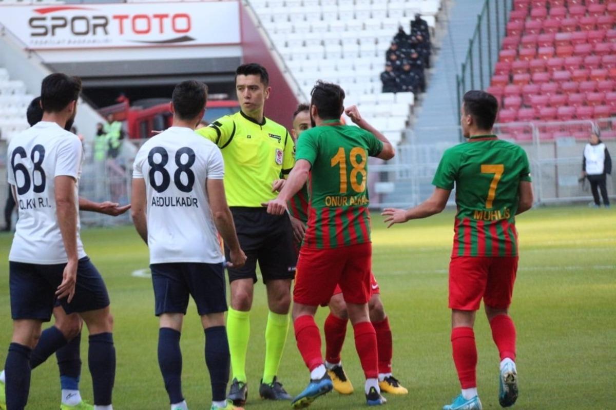 Amed Sportif Faaliyetler Hekimoğlu Trabzon&rsquo;a sahasında yenildi