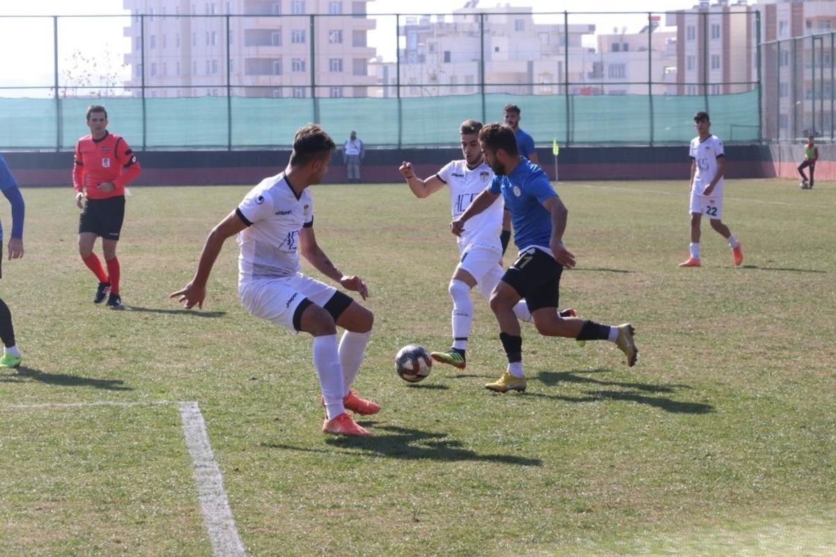 Karak&ouml;pr&uuml; 3 puanı 3 golle aldı
