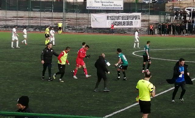 Yeşilyurt Belediyespor beraberliği son dakikada kalecisiyle kurtardı