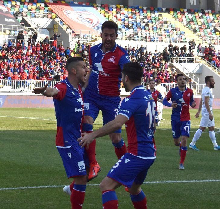 TFF 1. Lig: Altınordu: 2 - Akhisarspor: 0 G2