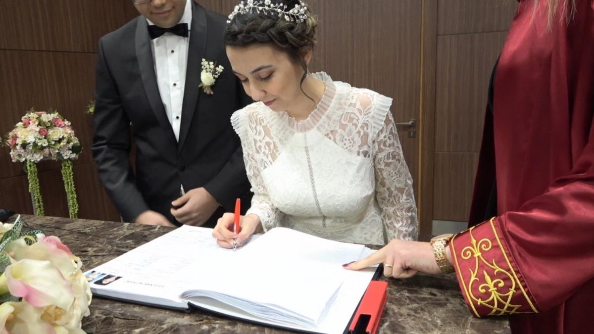 Akılda kalıcı tarih olmasını fırsata &ccedil;evirdiler