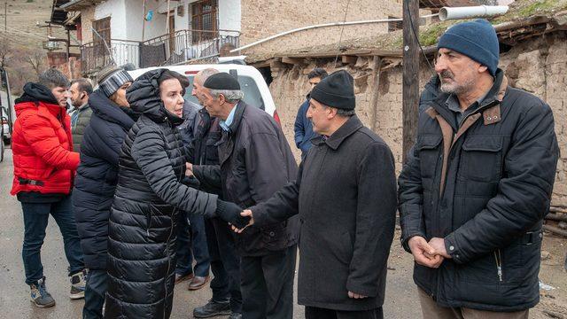 Çukur dizisi ekibi ve Kansersiz Yaşam Derneği  depremzedelere umut oldu!