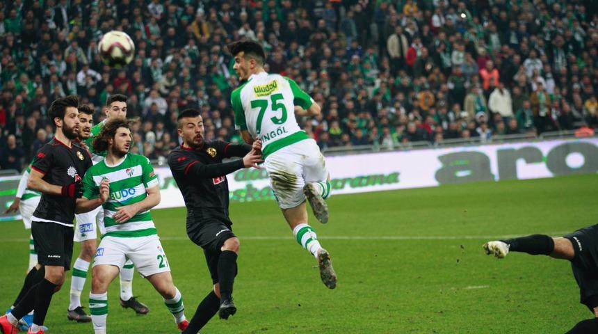 Bursasporlu oyuncular, Eskişehirspor ma&ccedil;ını değerlendirdi