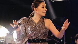 Merve Özbey kına gecesi düzenledi