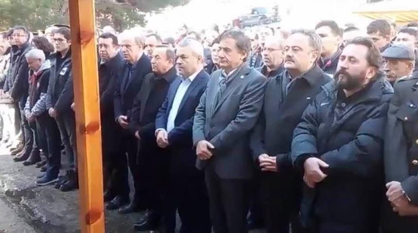 Hayatını kaybeden astsubay Karab&uuml;k&rsquo;te defnedildi